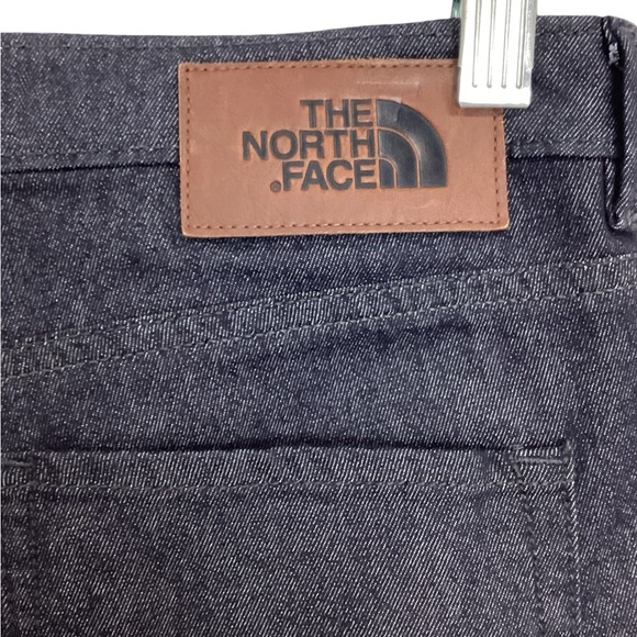 The North Face Dark Wash Jeans slim Leg Low rise Outdoor - Picture 2 of 6